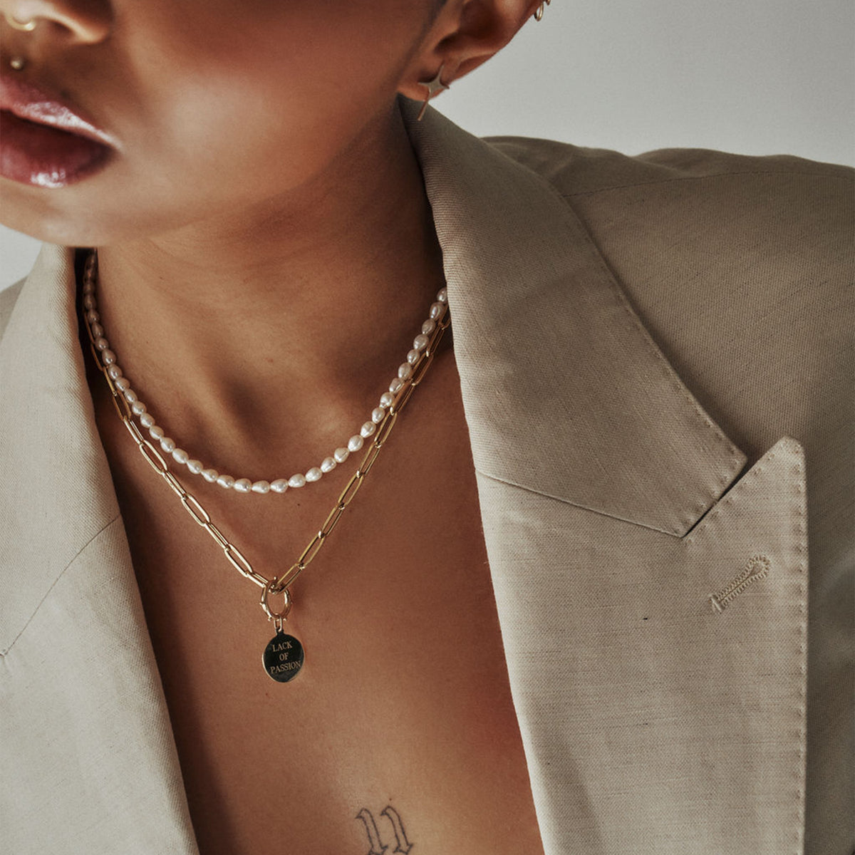 pearl baroque necklace