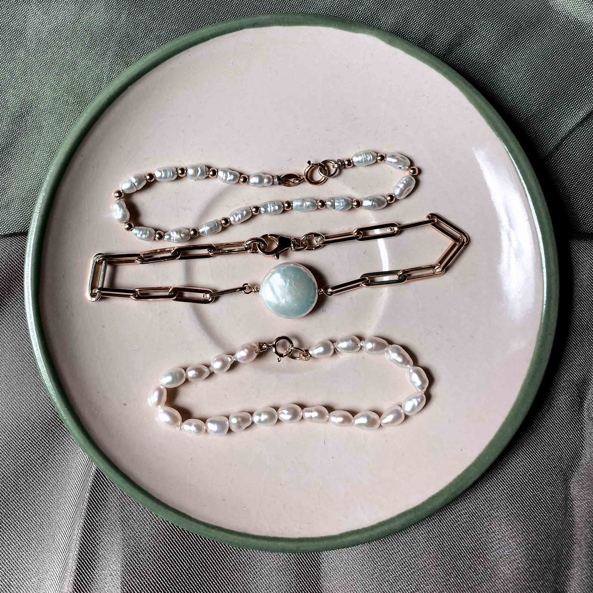 paper clip button pearl bracelet
