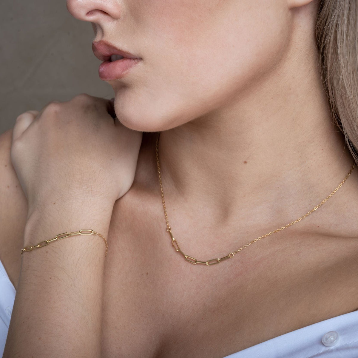 paperclip gold necklace