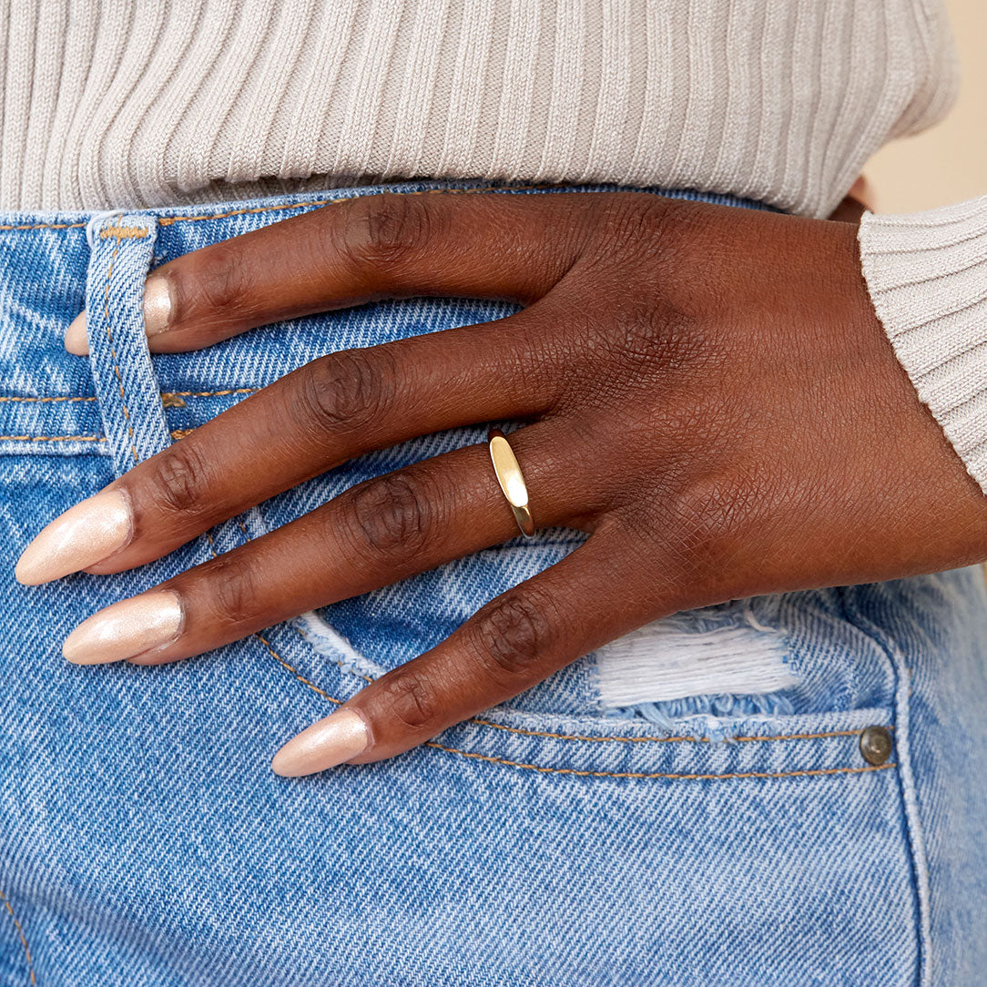 gold signet ring