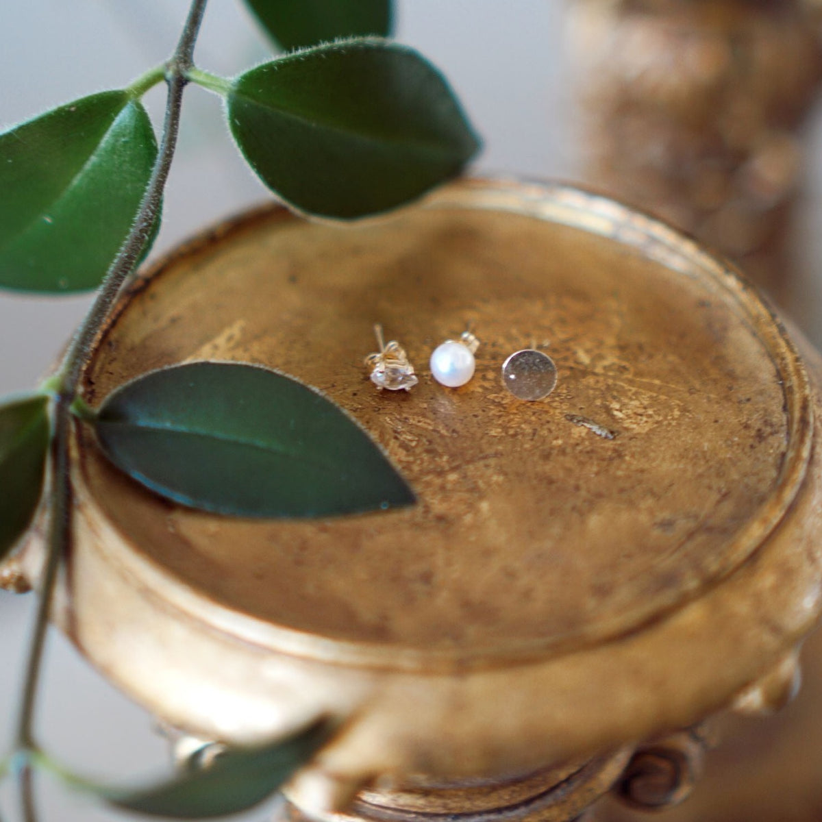 pearl studs