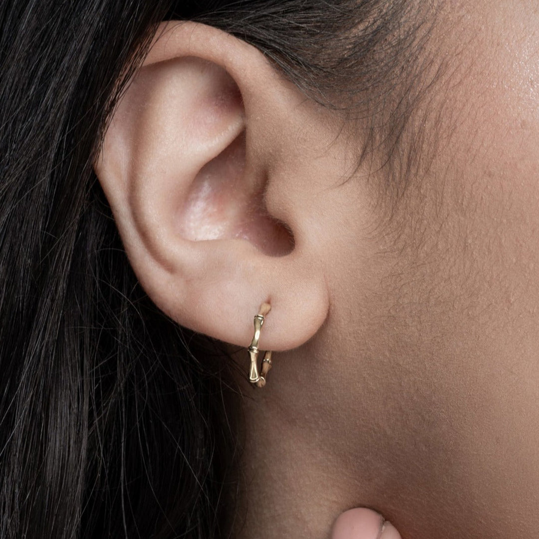 solid gold huggie earring