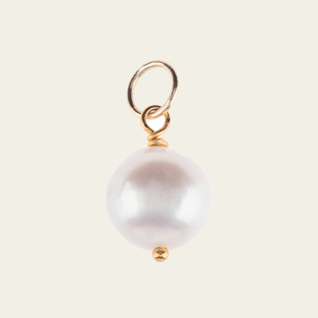 pearl charm – Cut + Clarity