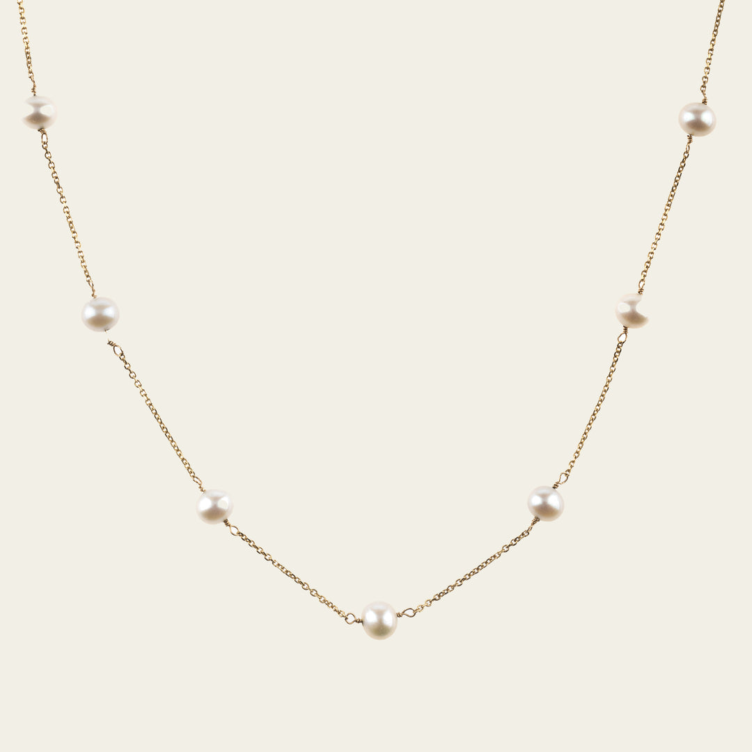 spaced out pearl chain – Cut + Clarity